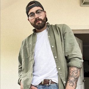 Meet your Posher, Eric